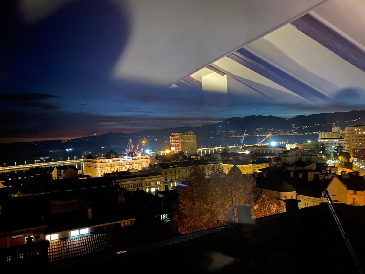 Penthouse Rijeka Centar Apartman Kültér fotó